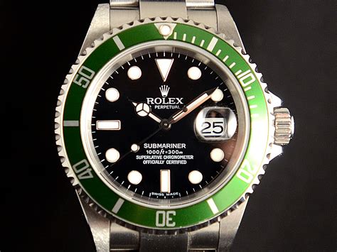 prezzo rolex ghiera verde 2011|Rolex submariner verde.